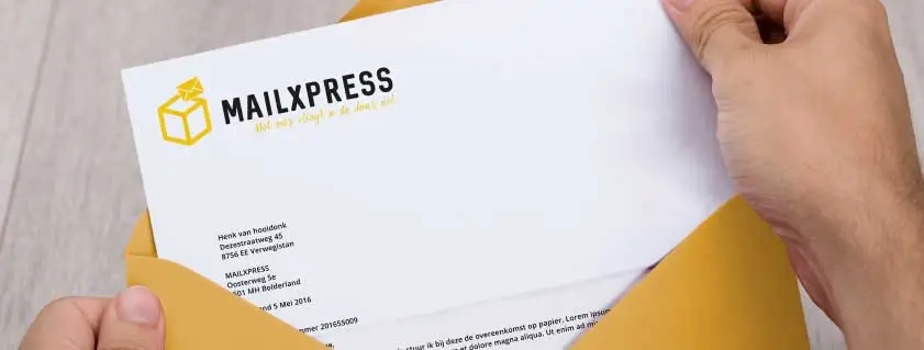 Briefpapier met logo en contactgegevens