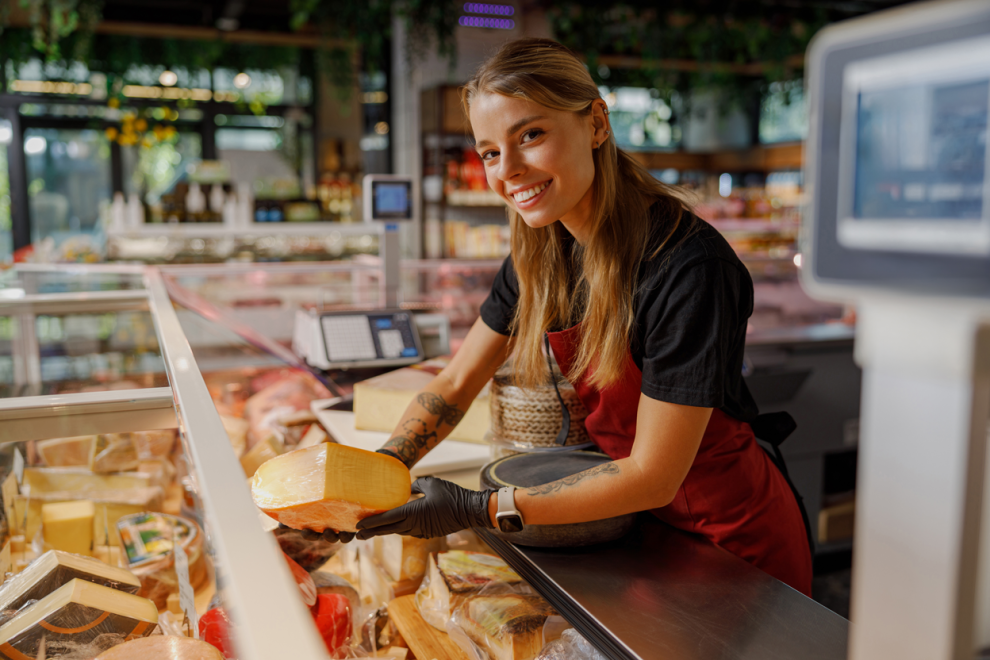 vendeuse fromagerie