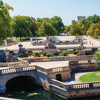 nimes